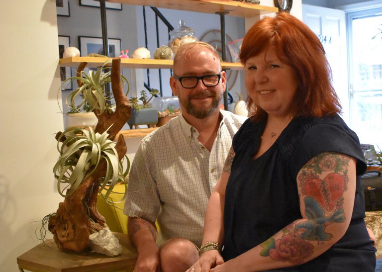 Del Ray couple opens floral design business