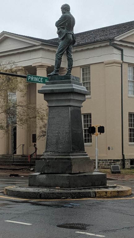 Confederate statue damaged by car crash
