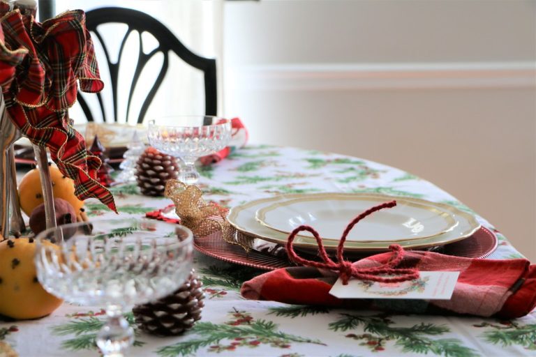 Five tips for creating the perfect holiday tablescape